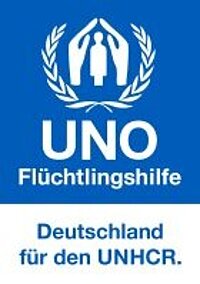 Logo der UNO Flüchtlinghilfe mit der Aufschrift: UNO Flüchtlingshilfe - Deutschland für den UNHCR.